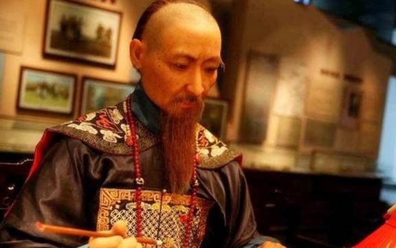 曾国藩一年收入<strong></p>
<p>响币</strong>，竟有四千万人民币，但家里却穷得叮当响，太奇怪