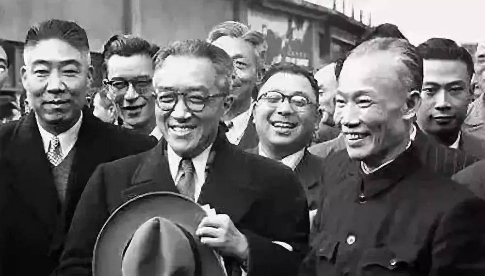 为什么说：20世纪是鲁迅的世纪<strong></p>
<p>世纪币</strong>，21世纪是胡适的世纪？