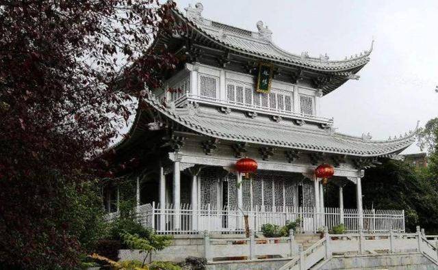 湖南的特色建筑<strong></p>
<p>币换算</strong>，耗费五万两白银打造，你能帮我换算成人民币吗