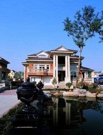 3000万网民币！张艺谋急售无锡临湖别墅<strong></p>
<p>蛋币网</strong>，不要错过