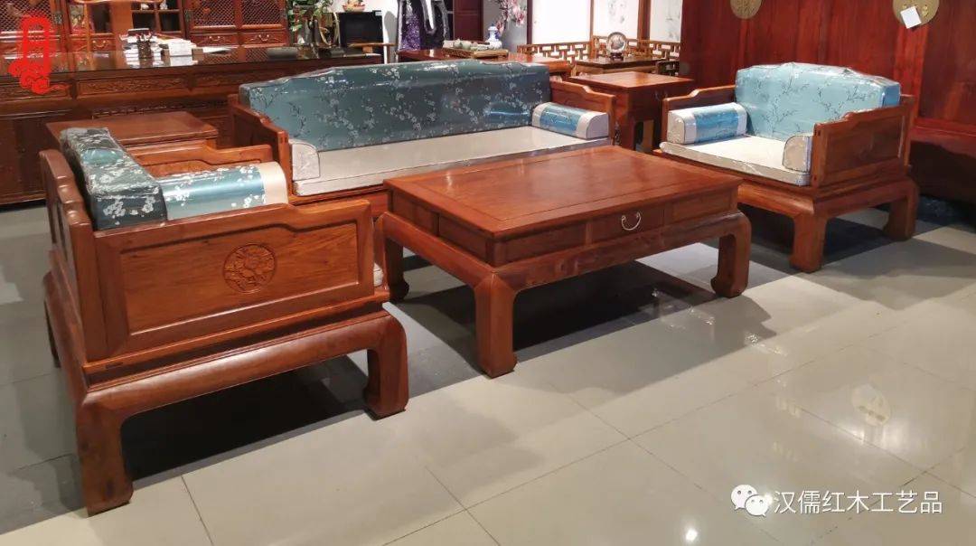 红木沙发这样摆放<strong></p>
<p>运通币</strong>，风水顺财运通！
