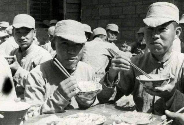 山西老农成“债主”<strong></p>
<p>法币有几种</strong>，拿一欠条找政府索要1100万法币，结局如何？