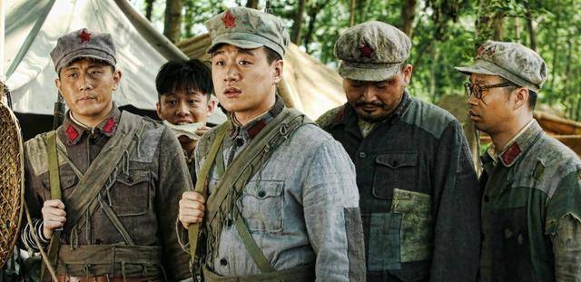 一山西老农拿欠条<strong></p>
<p>法币有几种</strong>，张口索要1100万法币，为何政府最后全额奉还？