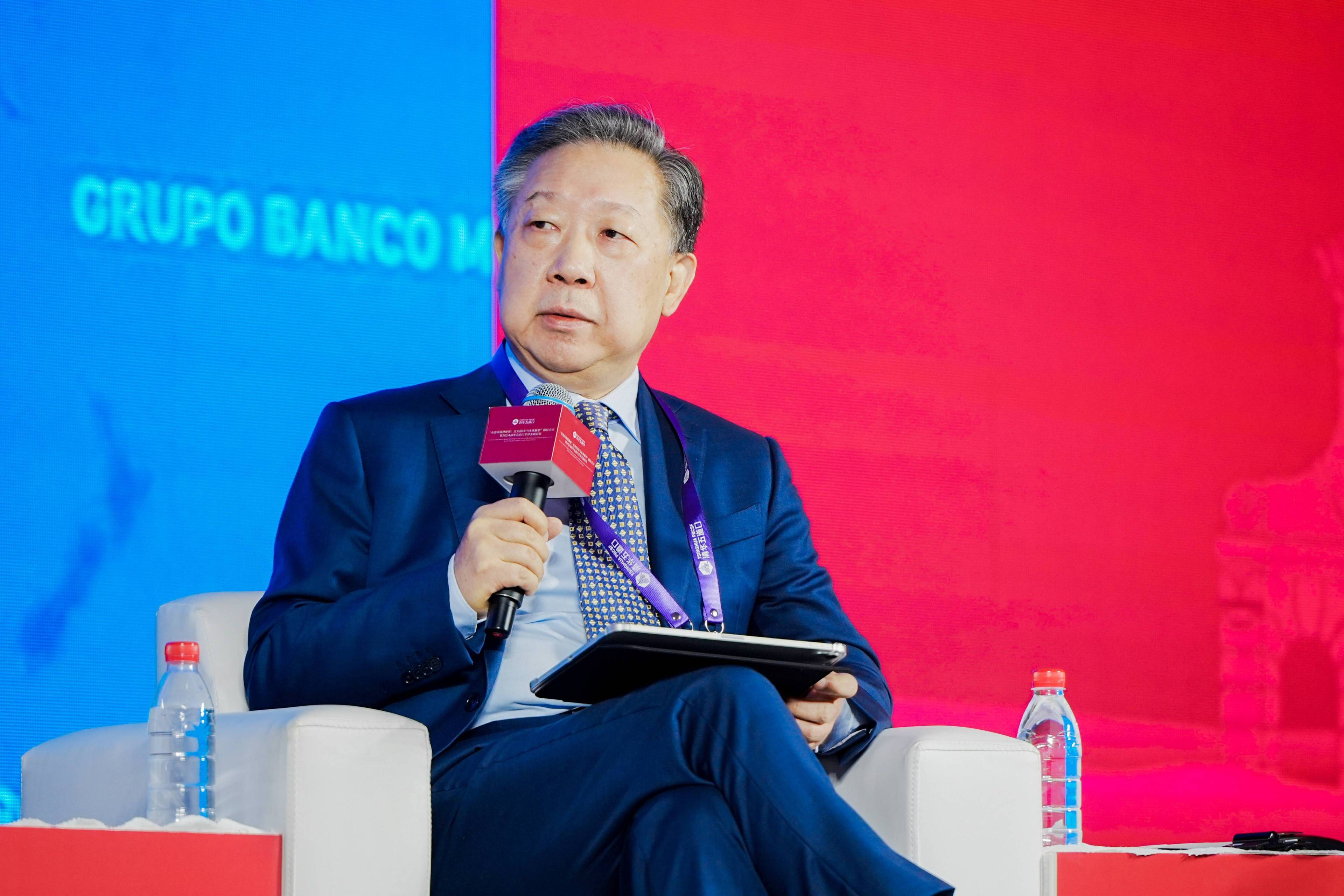 中央财经大学国际金融研究中心主任张礼卿：年内继续降准降息是大概率事件<strong></p>
<p>犀牛币是国际虚拟币</strong>，可以容忍人民币适度贬值