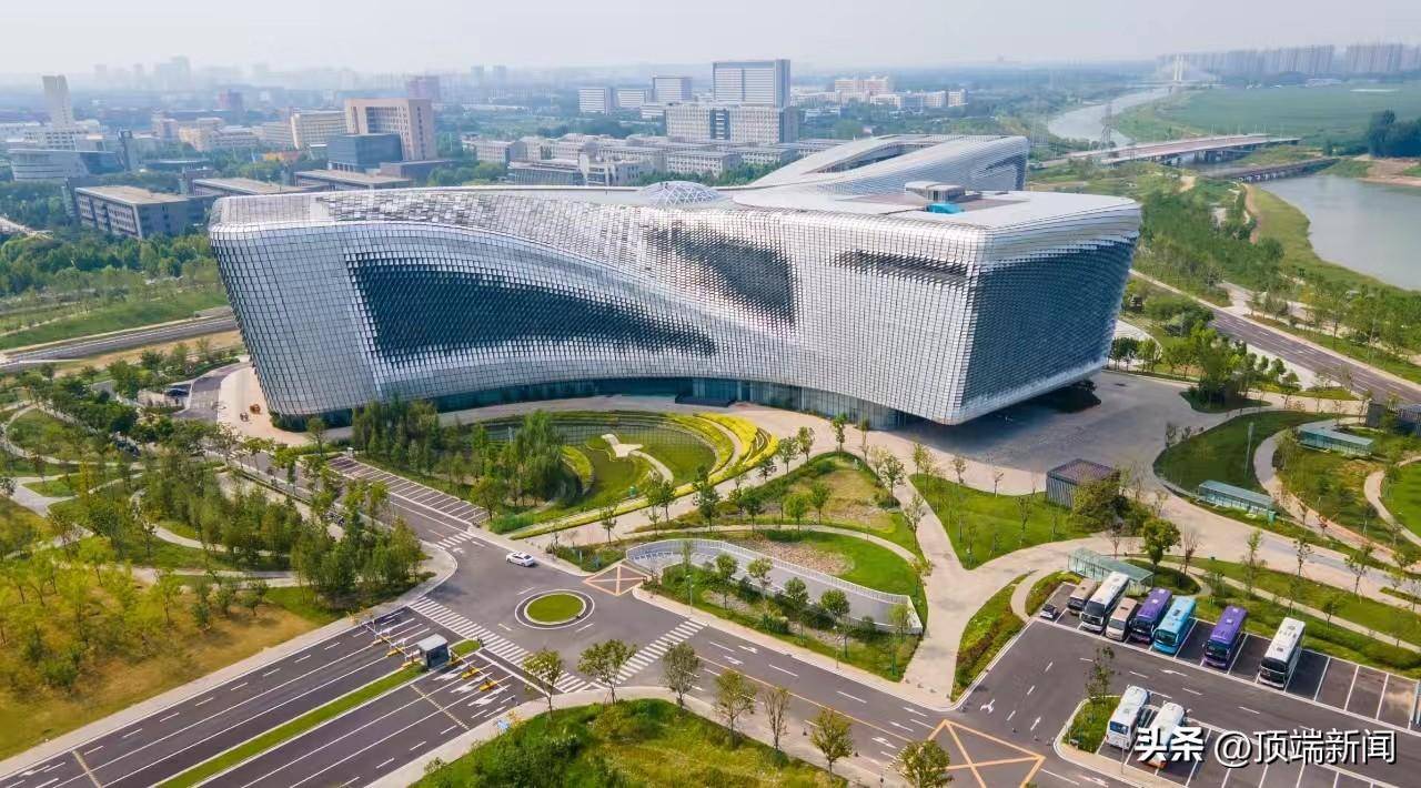 去年跃升100多位次<strong></p>
<p>郑州虚拟币开发</strong>，看郑州这个开发区如何“撑杆跳”？丨对话开发区掌舵人①