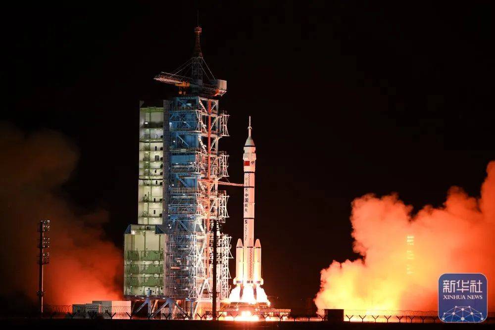 神舟十九号载人飞船发射成功<strong></p>
<p>虚拟币跌破发行价</strong>！承德籍航天员王浩泽今晨逐梦苍穹