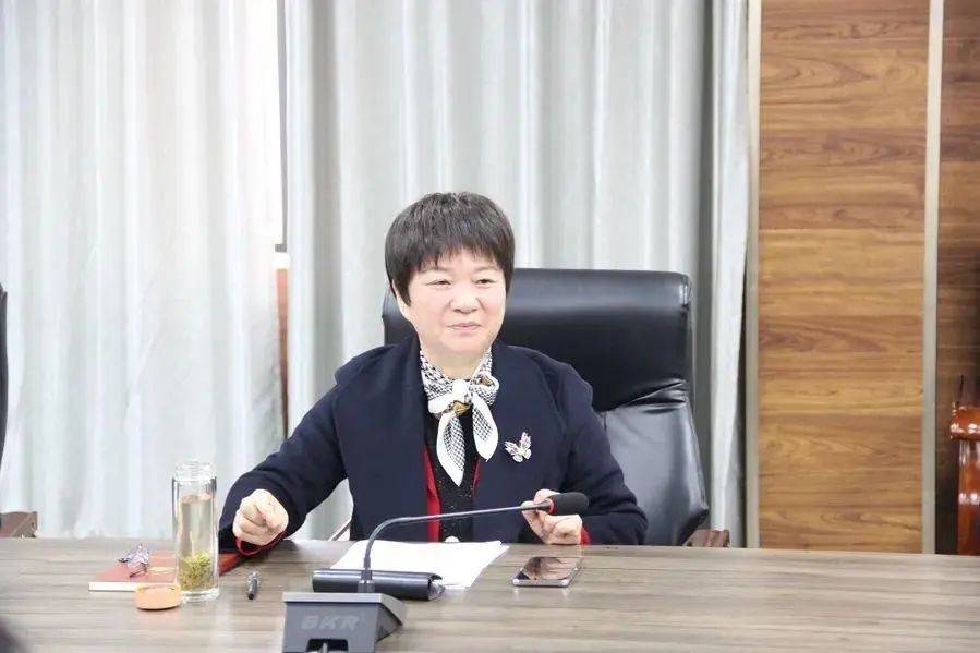 河南一原副厅级女干部被开除党籍<strong></p>
<p>薛蛮子投资虚拟币</strong>！卸任不到两个月就被查