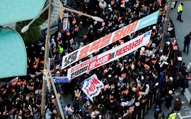 弹劾尹锡悦动议破产<strong></p>
<p>虚拟币FIFA</strong>，韩国执政党耍无赖：人不交、总统权力也不交