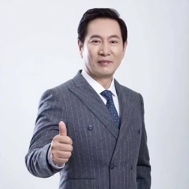 “坏人专业户”姚刚：一生无妻无子<strong></p>
<p>最新虚拟币认购网</strong>，如今53岁在千万豪宅一个人住
