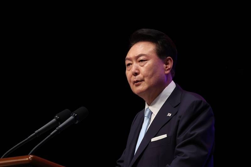 韩国法院对尹锡悦发布逮捕令<strong></p>
<p>虚拟币推广广告位</strong>！专家称仍可能通过安全部门反抗