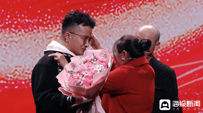 孩子丢失25年<strong></p>
<p>2017年新虚拟币上架</strong>，父母亲坚持每周末到孩子丢失地等待一阵子