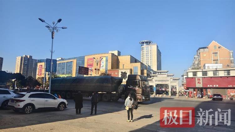 “没料到政府宁可多花钱让公路改道”<strong></p>
<p>新发行虚拟币</strong>，江西“最强钉子户”独守孤房
