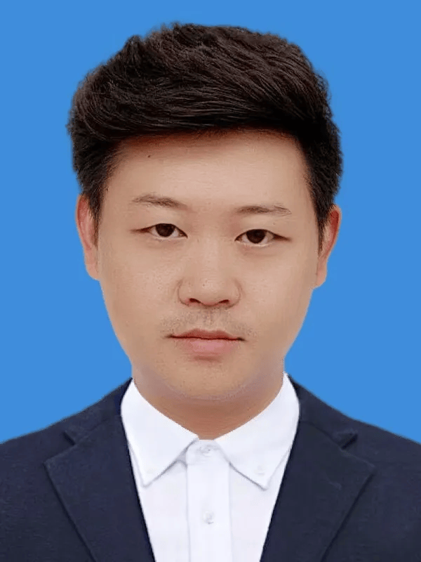 生于1989年<strong></p>
<p>原油期货交易平台</strong>，李伟涉嫌严重违纪违法