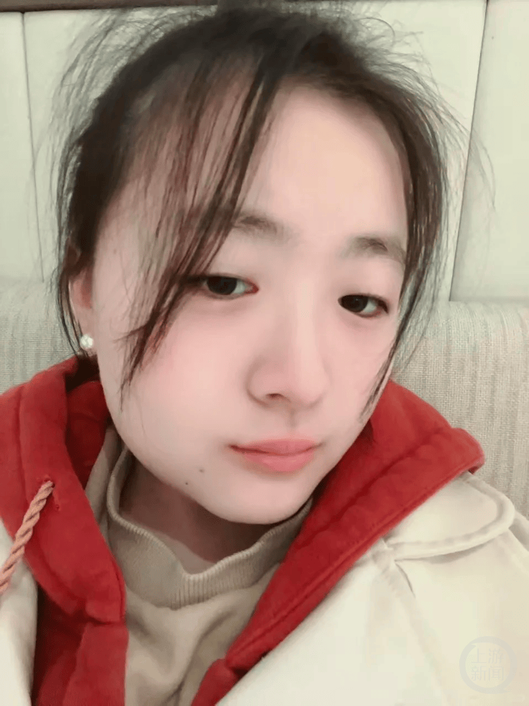 青岛23岁女大学生凌晨外出失联四天<strong></p>
<p>神原油</strong>，其母称女儿手机被格式化