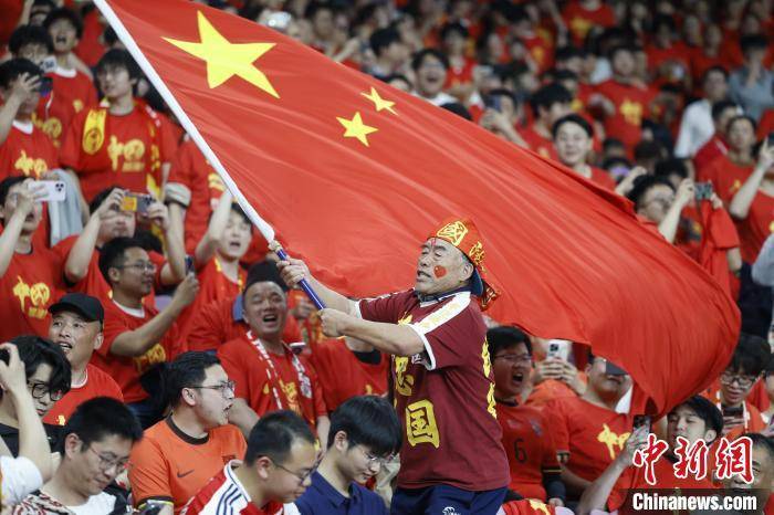 “纪录之夜”<strong></p>
<p>wow原油</strong>，国足“半场好戏”未能救赎