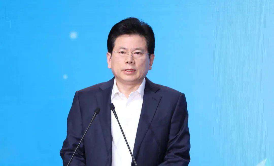 张建春<strong></p>
<p>wti原油走势图</strong>，非法收受巨额财物