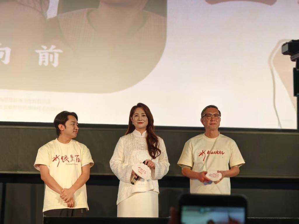 马丽称不会与沈腾终止合作<strong></p>
<p>原油走势最新</strong>，“他是我的恩人，也是我的贵人”