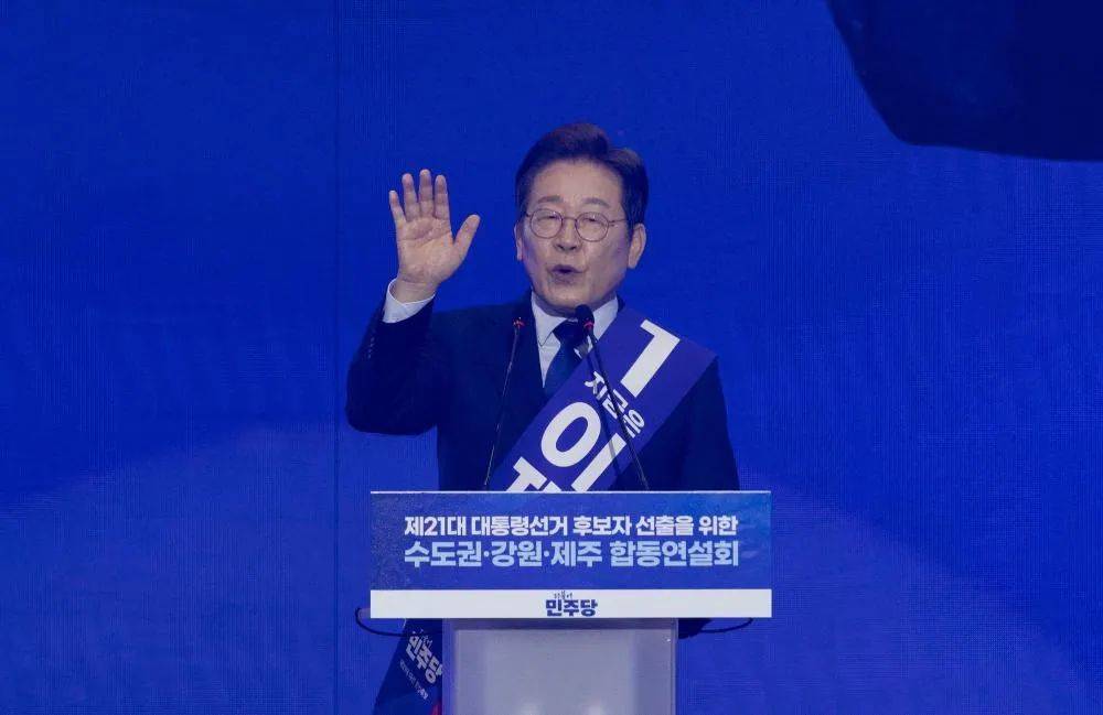屡次破音<strong></p>
<p>国际原油价格多少</strong>！韩总统候选人李在明竞选活动声嘶力竭拉票