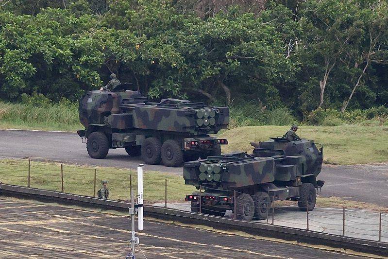 台媒：台军首次试射“海马斯”火箭炮时两度发生讯号异常<strong></p>
<p>最新原油价格走势图</strong>，岛内网友讽“又一场烟火秀”