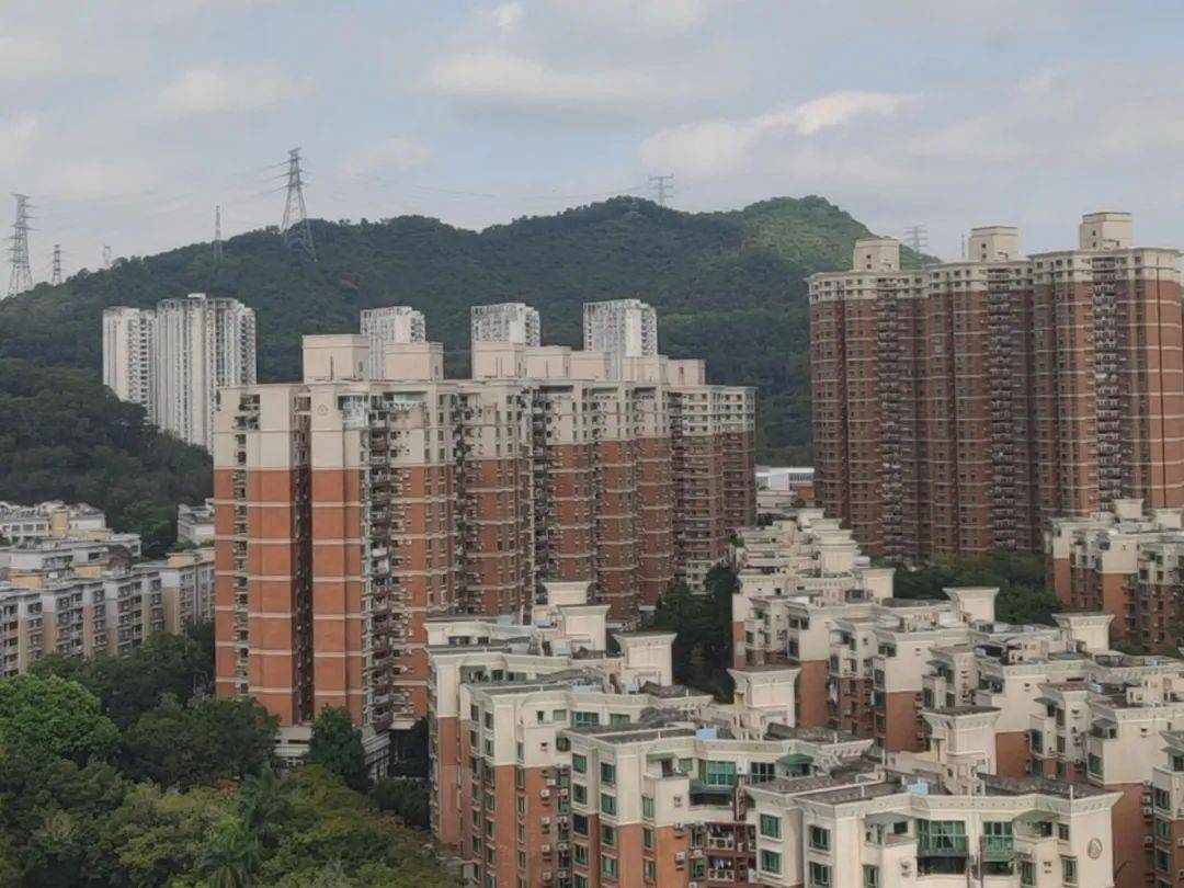 “一小时飞过8架”“感觉屋在抖”！深圳有小区遭遇<strong></p>
<p>原油的指标</strong>，市民：睡不着