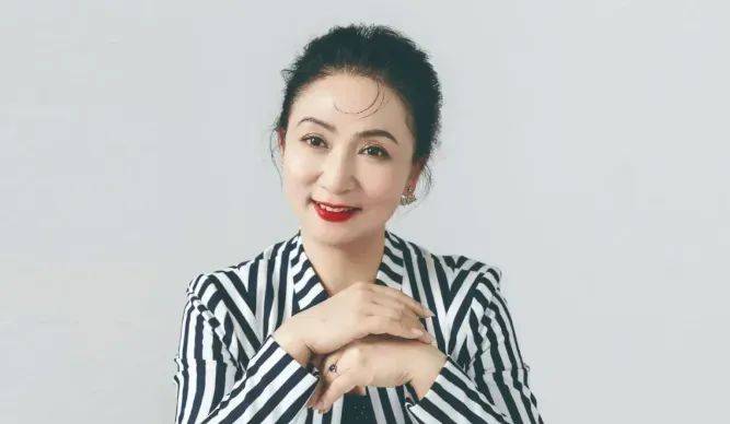 国家一级演员陈丽云<strong></p>
<p>轻质原油期货</strong>，被逮捕