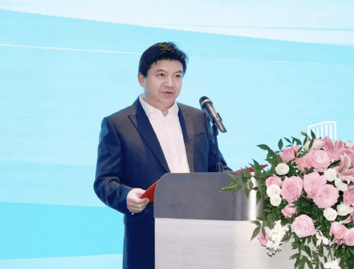 邱继兴职务信息被官网撤下<strong></p>
<p>中原油田劳务工</strong>，曾任湖南机场集团董事长，涉性侵被刑拘