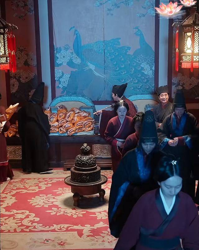 “一胎生99子”<strong></p>
<p>与原油股</strong>？恶意审丑是对观众的“电子投毒”丨中听