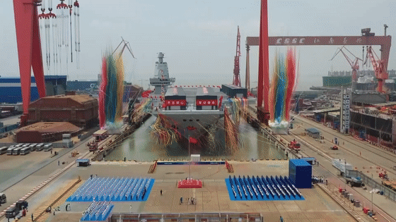 福建舰将迎重要纪念日<strong></p>
<p>与原油股</strong>，成长印迹一文回顾