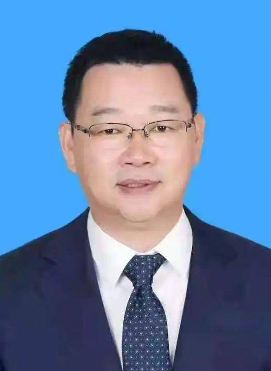 北京4位副区长拟任区委常委<strong></p>
<p>投资现货原油</strong>，1位“准85后”
