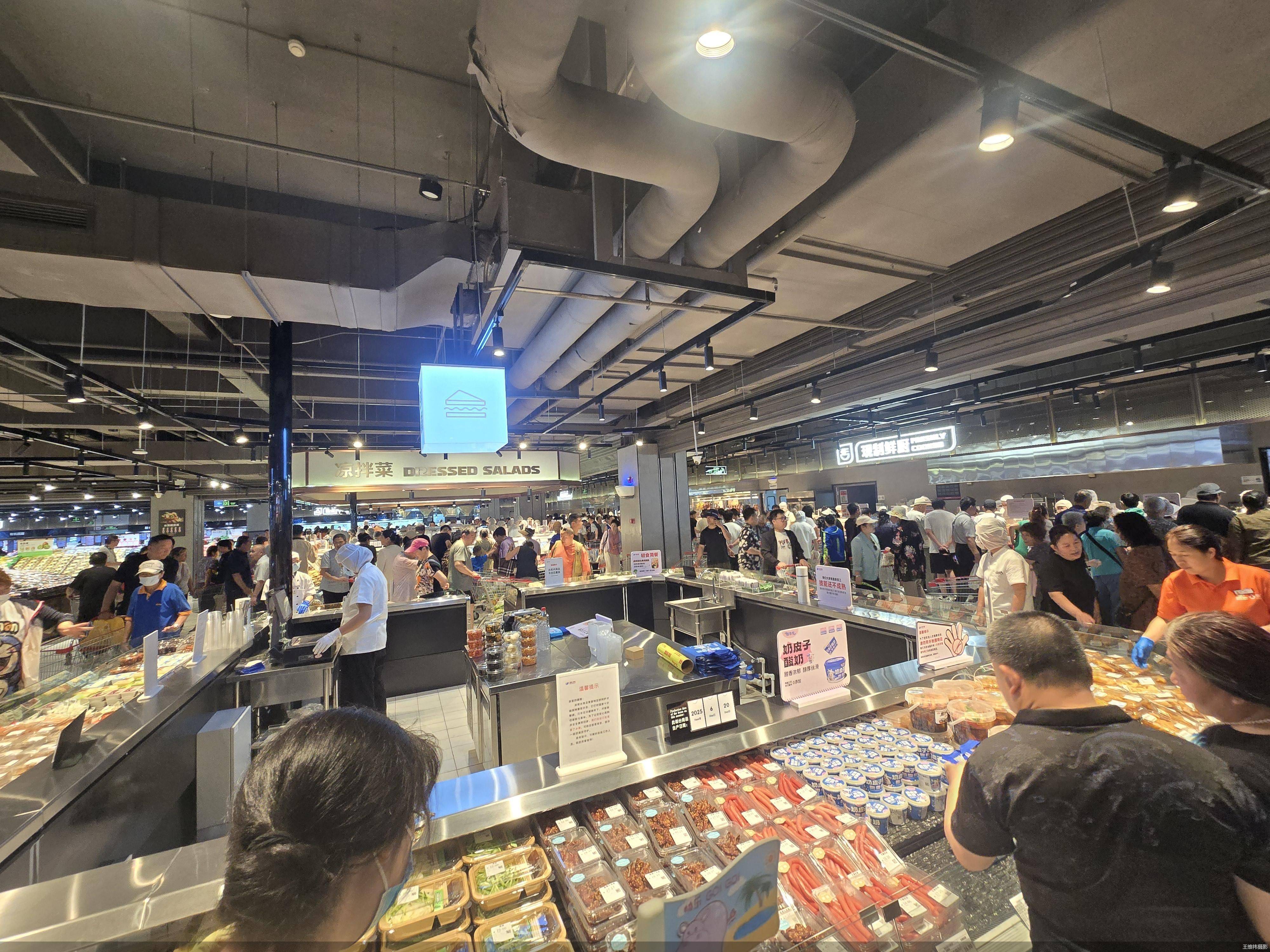 社零总额连续下降<strong></p>
<p>原油脱水仪</strong>，北京消费乏力了？ 专家:商品消费、服务消费综合性指标 更全面反映消费市场变化