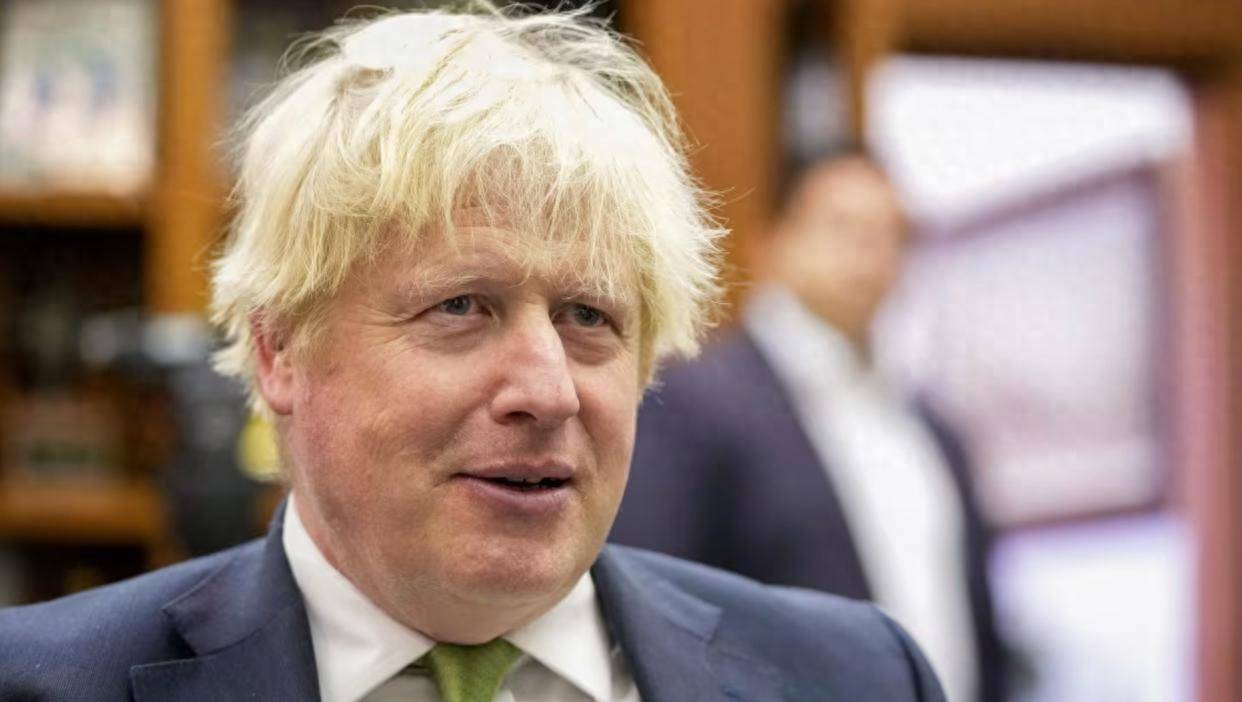 英国前首相约翰逊接受英媒采访：英国对乌克兰“缺乏兴趣”<strong></p>
<p>国内原油期货交易</strong>，我“非常难过”