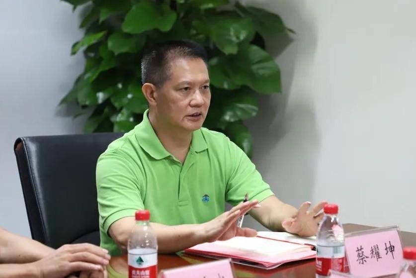 东莞塘厦蔡耀坤被查<strong></p>
<p>清原油</strong>，曾任镇组织人事办、镇统战办主任