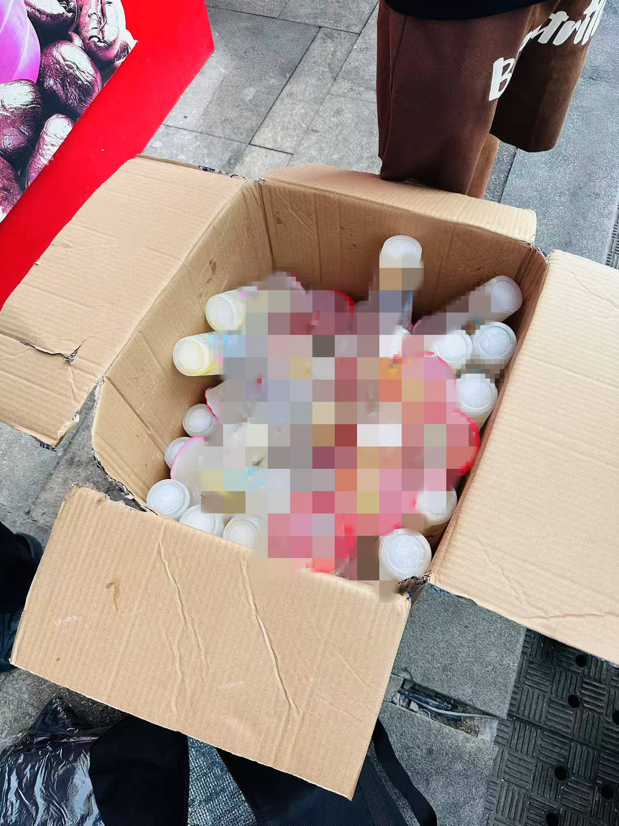 湖南一男子背40公斤蜜雪冰城上武功山售卖<strong></p>
<p>原油与下跌</strong>，当事人：收入不多纯体验，当负重训练