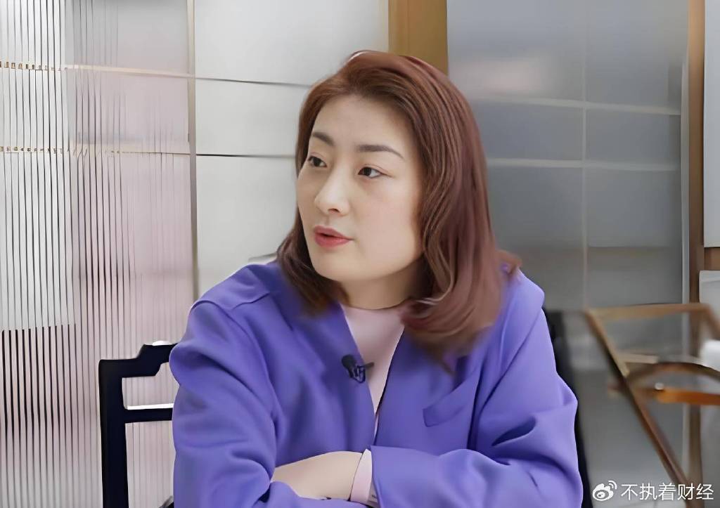 宗庆后声称一天只花几块钱<strong></p>
<p>原油与下跌</strong>，实际上满世界买豪宅，海外资产18亿