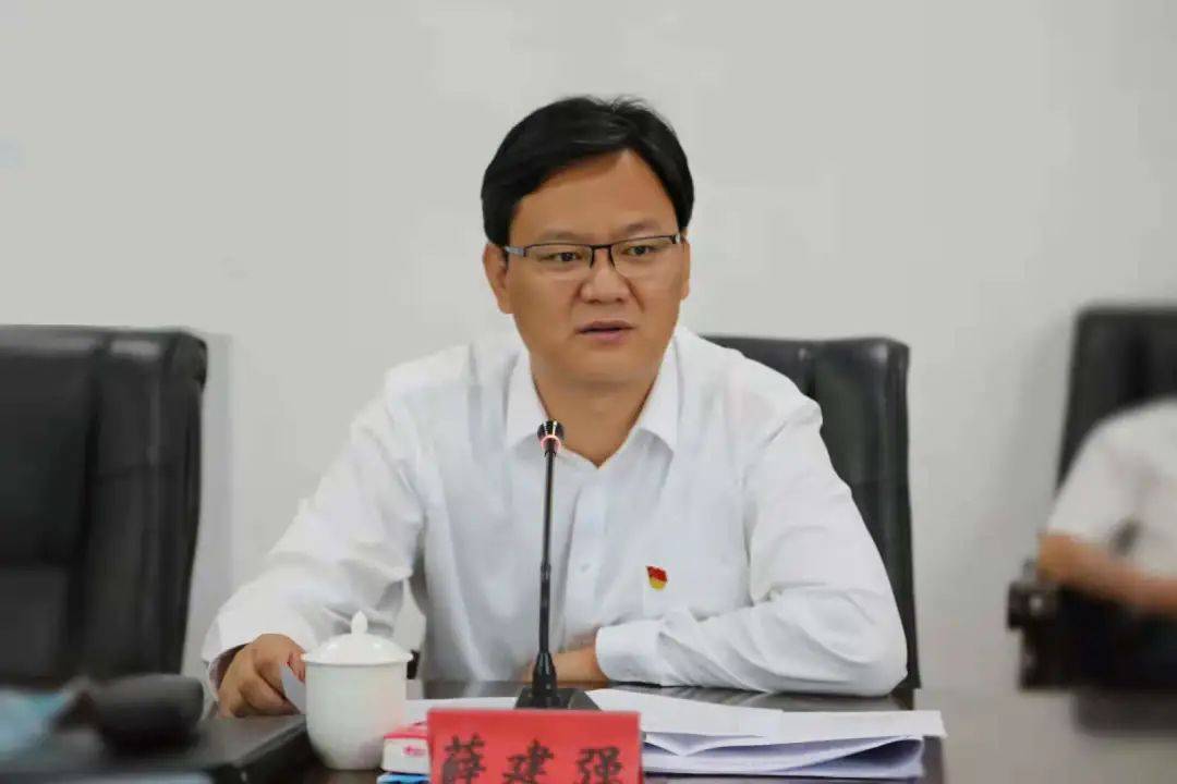 调离阿克苏市委书记不到1年<strong></p>
<p>国际原油价格表</strong>，薛建强官宣落马