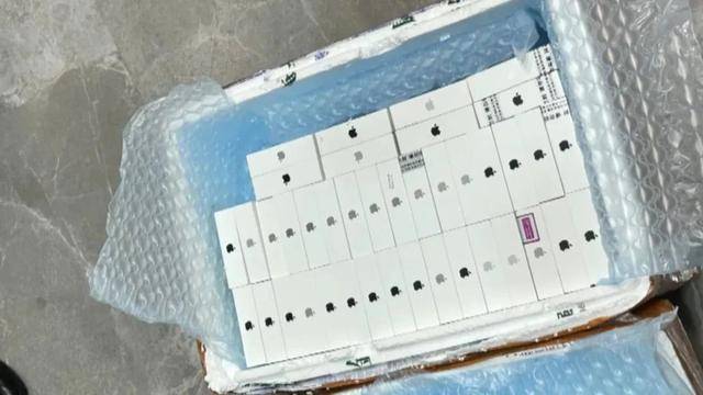 广西男子一口气花38.8万元买了40台手机<strong></p>
<p>国际原油价格表</strong>，民警很快找上门……