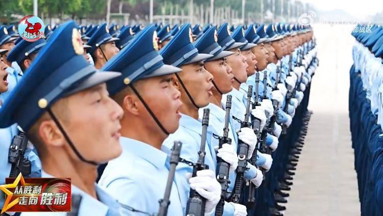 九三阅兵倒计时5天<strong></p>
<p>美原油外盘</strong>！空中梯队多型新机将首次受阅 队员练就“米秒不差”