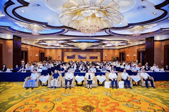 共绘“AI+文旅”融合蓝图<strong></p>
<p>上期原油</strong>!旅游职教数智化盛会在宁波举行