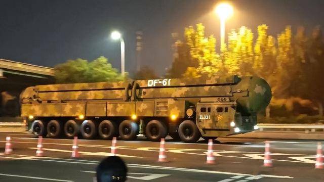 “51”被跳过<strong></p>
<p>加工原油</strong>，东风-61直接登场，比东风-41打的更远、威慑力更强
