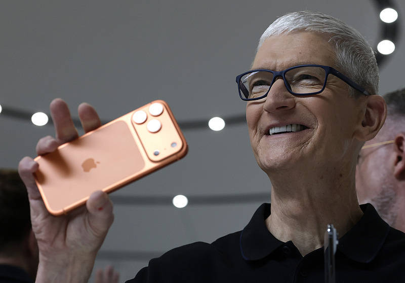 iPhone 17只是开始！苹果将陆续推出10款新品<strong></p>
<p>原油脱水方法</strong>，首款无显示屏智能眼镜也将亮相