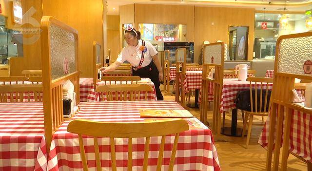 西贝发布致歉信后<strong></p>
<p>美国原油交易时间</strong>，昆明门店的情况是……