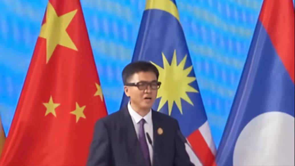 广西书记佩戴的“广西生产”AI眼镜爆火<strong></p>
<p>黄金原油早评</strong>,媒体介绍售价3999元