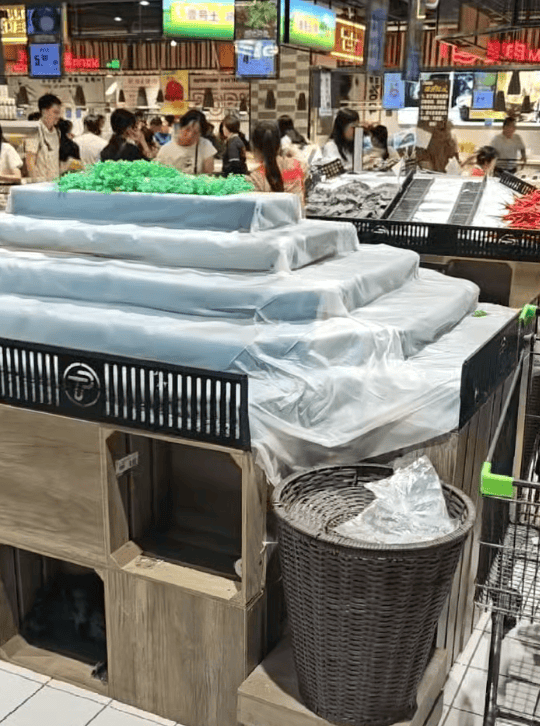 台风“桦加沙”即将登陆<strong></p>
<p>美国原油库存数据</strong>,广东一超市只剩辣椒:广东人最后的倔强,路过的看都不看一眼