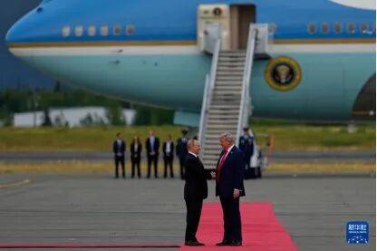 紧张！德国、瑞典战机直接与俄机缠斗<strong></p>
<p>美国原油库存数据</strong>，会正面冲突吗？