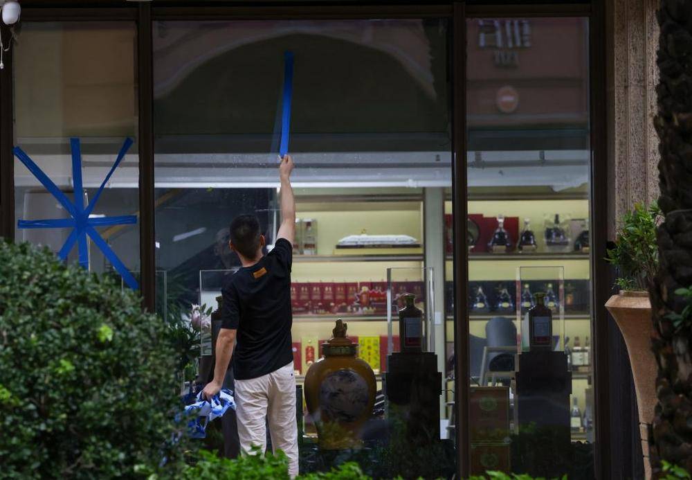 谁给“风王”踩了“刹车”<strong></p>
<p>原油美女</strong>,打了“转向”,又是咋知道的?