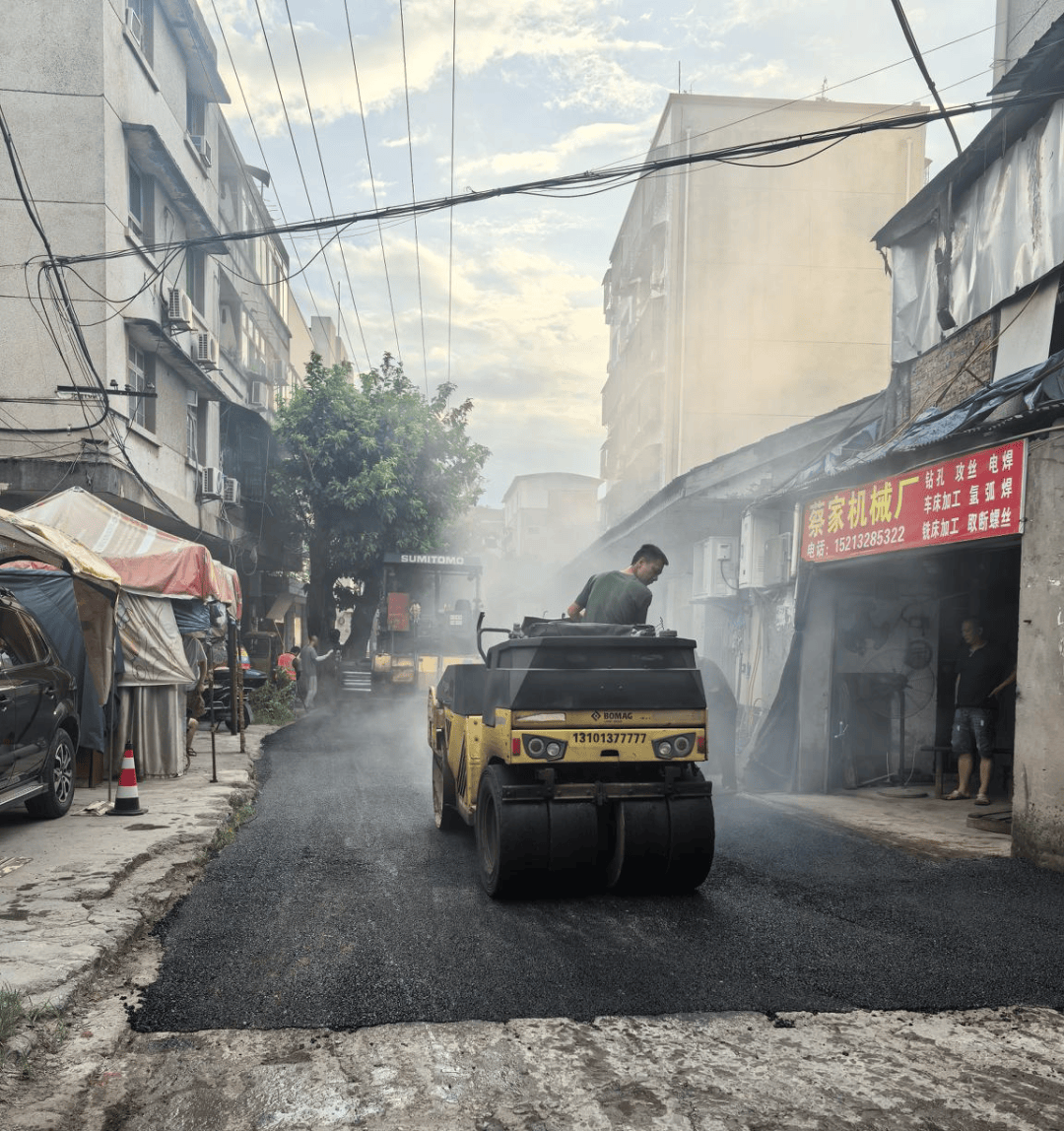 1227个城镇老旧小区<strong></p>
<p>原油美女</strong>,全部开工!