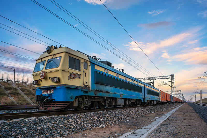 白俄罗斯确认白波边境重开<strong></p>
<p>原油美女</strong>,经波兰中欧班列放行在望