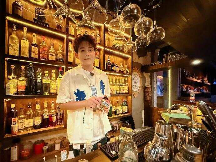 知名歌手被指拉踩河南胡辣汤<strong></p>
<p>融原油</strong>,“西安的才是真正的胡辣汤”……逍遥镇胡辣汤协会回应,本人道歉