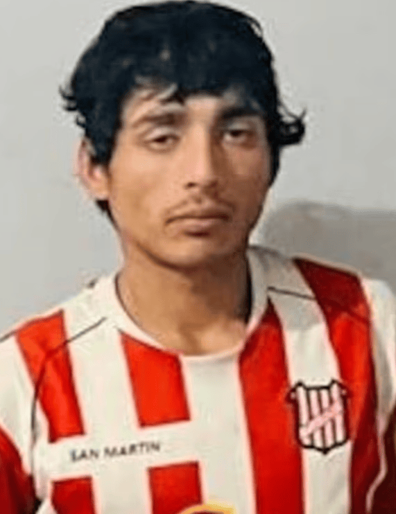 阿根廷一男子现身自己的葬礼<strong></p>
<p>融原油</strong>,大喊“我还活着”