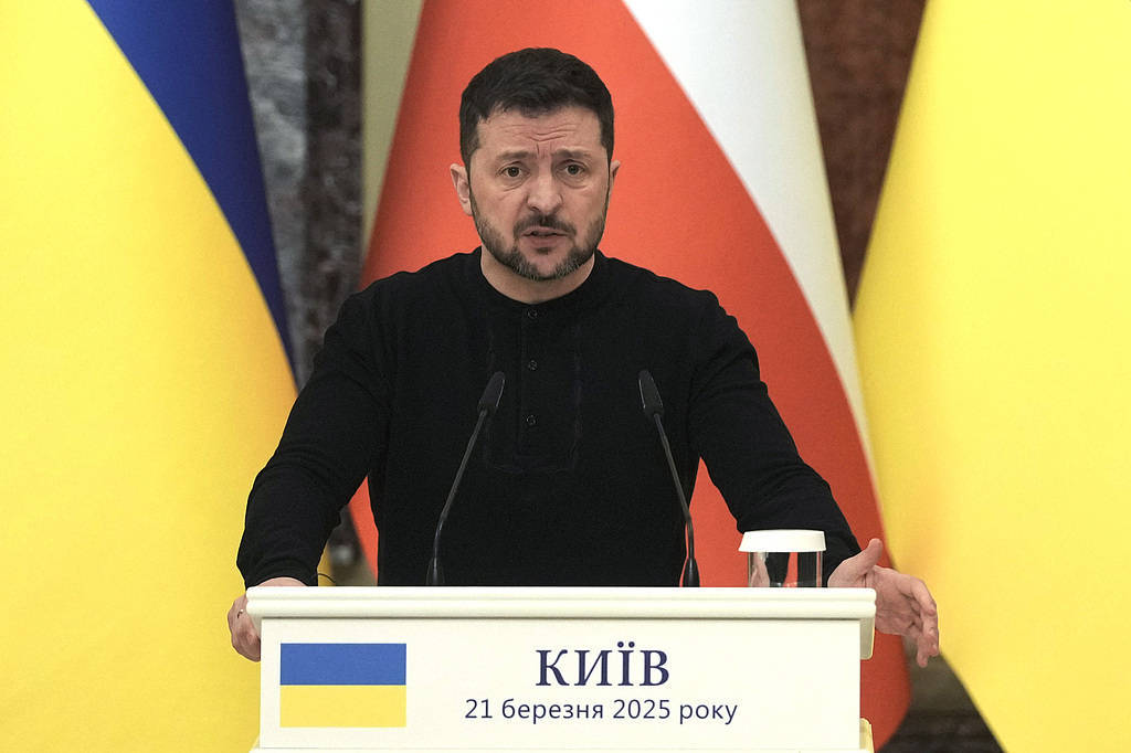 泽连斯基：计划将多余武器出口给美国、欧洲、中东和非洲！此前称已有若干非洲国家提出意向